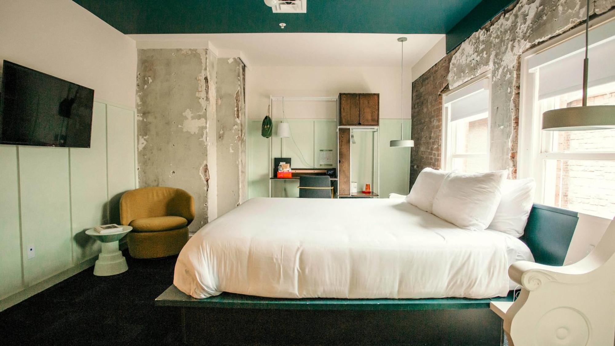 Hotel The Russell Nashville